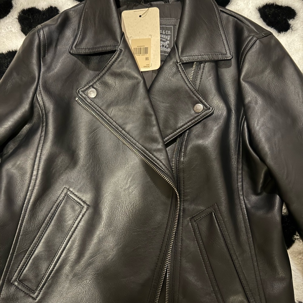 Leather Jacket - Picture 2 of 3